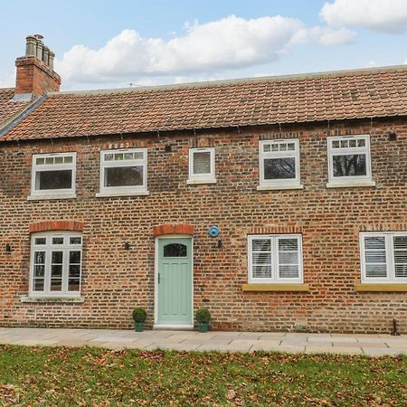The Grooms Cottage York Eksteriør bilde